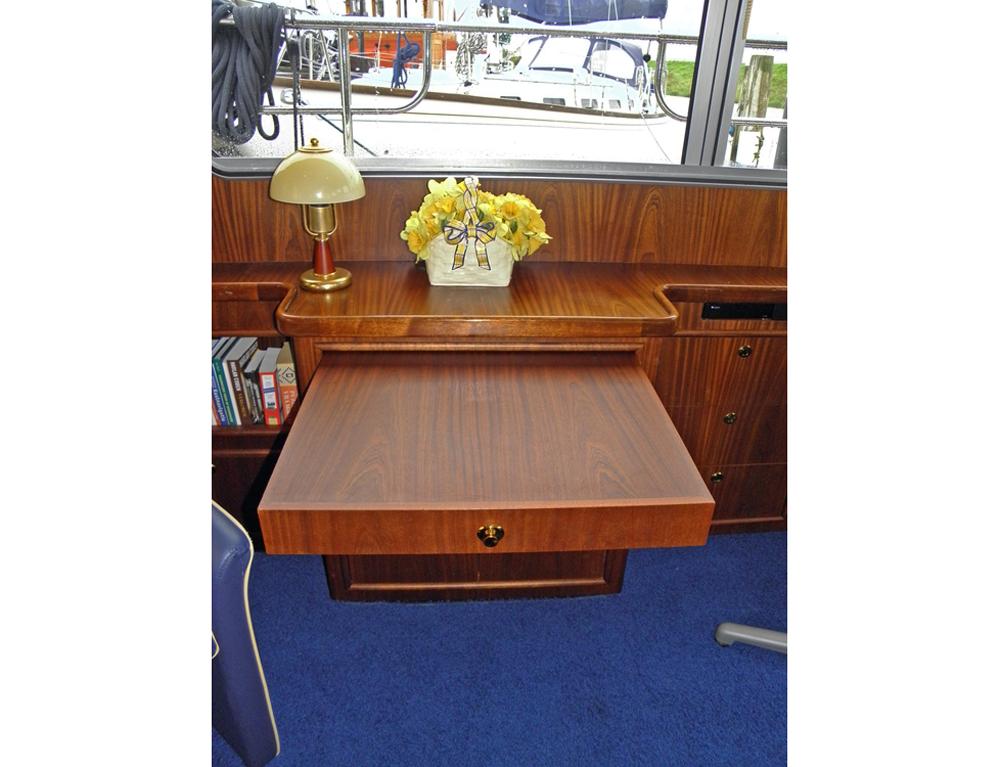 Steuerhaus, Innenausstattung